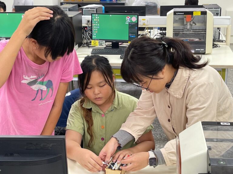 LINE_ALBUM_1202科技競賽培訓_231218_8