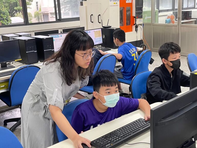 LINE_ALBUM__231218_4